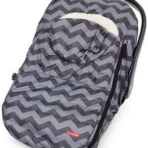 Skip Hop Stroll & Go Winter Car Seat Cover Chevron Unisex Gray Black Fleece